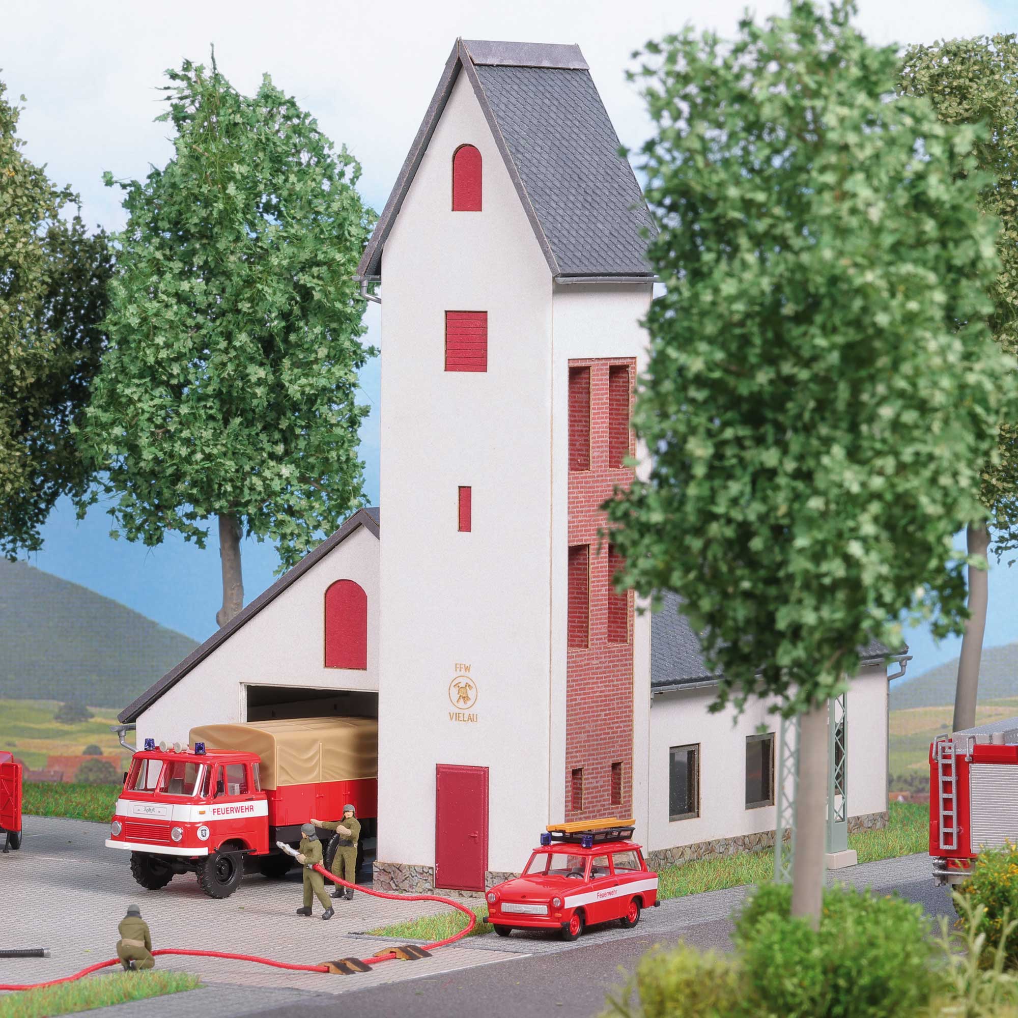Busch 1740 - Feuerwache Vielau H0